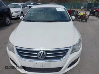 2010 Volkswagen CC Sport with VIN WVWML7AN5AE512367, listed as a IAAI auction lot 41924326 with 125,162 mi miles. Bid and sale history available at carsss.com. Image 6.