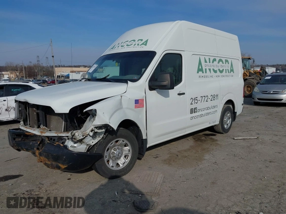 2017 Nissan NV Cargo SV z VIN 1N6BF0LY7HN811735, wystawiony jako IAAI lot #41225750 z przebiegiem 136 963 mil mil oraz . Historia ofert i sprzedaży dostępna na DreamBid. Obrazek 2.