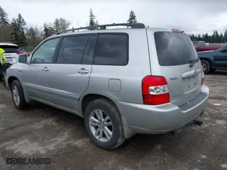 2006 Toyota Highlander Hybrid with VIN JTEEW21A060032541, listed as a IAAI auction lot 41912190 with 205,779 mi miles. Bid and sale history available at carsss.com. Image 3.