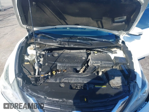 2018 Nissan Altima S with VIN 1N4AL3AP9JC181033, listed as a IAAI auction lot 41400570 with 198,928 mi miles and . Bid and sale history available at carsss.com. Image 10.