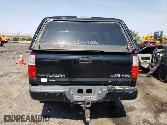 2005 Toyota Tundra Limited z VIN 5TBDT48115S473075, wystawiony jako Copart lot #62755424 z przebiegiem Nie podano mil oraz Szkoda całkowita • Salvage title. Historia ofert i sprzedaży dostępna na DreamBid. Obrazek 6.