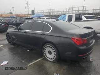 2015 BMW 7 Series 740i with VIN WBAYA6C5XFD826718, listed as a Copart auction lot 86762994 with 181,475 mi miles and Clean title. Bid and sale history available at DreamBid. Image 2.