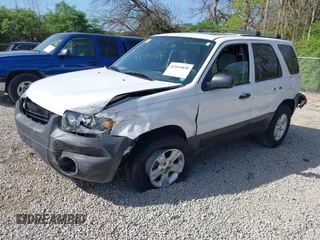 2006 Ford Escape XLT с VIN 1FMYU03166KB00592, выставлен на аукционе IAAI как лот 42109039 с пробегом 113 961 миль миль и . История ставок и продаж доступна на DreamBid. Изображение 21.