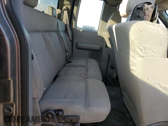 2006 Ford F-150 STX z VIN 1FTRX12W95KC36720, wystawiony jako Copart lot #55571735 z przebiegiem 195 850 mil mil oraz Nie do naprawy • Non repairable. Historia ofert i sprzedaży dostępna na DreamBid. Obrazek 10.
