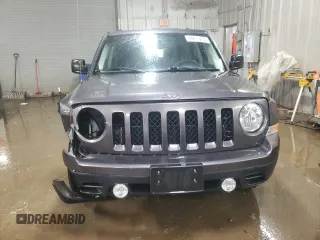 2016 Jeep Patriot Sport with VIN 1C4NJRBB5GD685850, listed as a Copart auction lot 49513455 with 127,300 mi miles and Salvage Title. Bid and sale history available at carsss.com. Image 5.