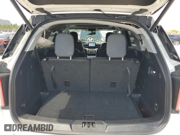 2022 Ford Explorer XLT with VIN 1FMSK8DH0NGB18321, listed as a Copart auction lot 50718605 with 21,047 mi miles and Salvage Title. Bid and sale history available at DreamBid. Image 6.