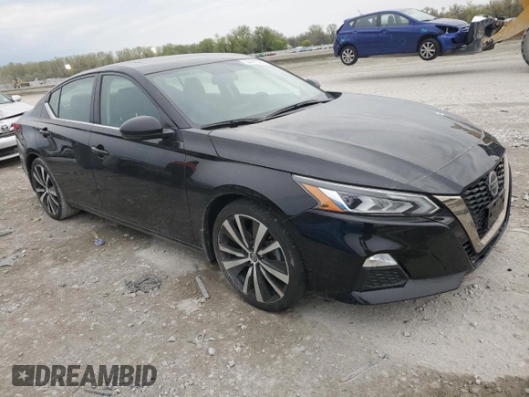 2019 Nissan Altima SR with VIN 1N4BL4CV3KC159178, listed as a Copart auction lot 53447525 with 33,590 mi miles and Salvage Title. Bid and sale history available at DreamBid. Image 4.