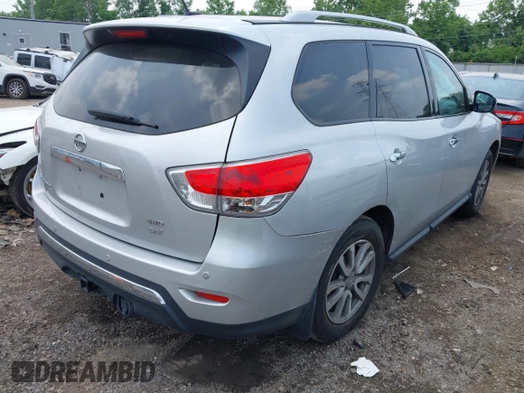2015 Nissan Pathfinder Platinum with VIN 5N1AR2MM4FC696576, listed as a IAAI auction lot 42501667 with 248,268 mi miles and . Bid and sale history available at DreamBid. Image 4.