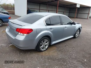 2013 Subaru Legacy Premium z VIN 4S3BMCC68D3036604, wystawiony jako IAAI lot #41956774 z przebiegiem 145 211 mil mil oraz . Historia ofert i sprzedaży dostępna na DreamBid. Obrazek 4.