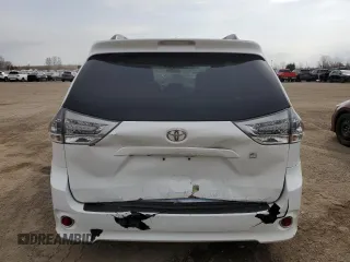 2011 Toyota Sienna SE with VIN 5TDXK3DC5BS030822, listed as a Copart auction lot 52700885 with 352,113 mi miles and Salvage title. Bid and sale history available at DreamBid. Image 6.