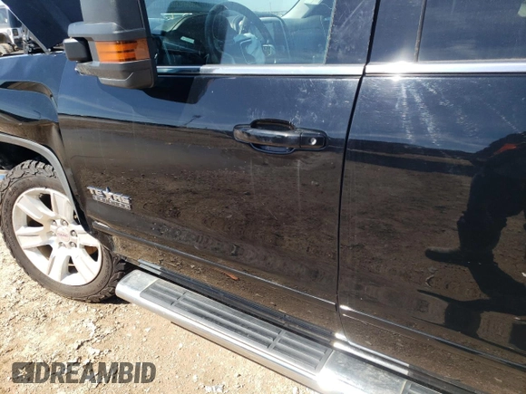 2015 GMC Sierra 1500 SLE z VIN 3GTU1UEC3FG459889, wystawiony jako Copart lot #53953725 z przebiegiem 104 638 mil mil oraz Szkoda całkowita • Salvage title. Historia ofert i sprzedaży dostępna na DreamBid. Obrazek 7.