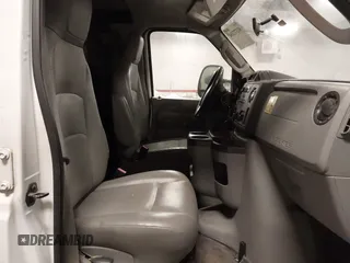 2014 Ford Econoline Cargo Commercial with VIN 1FTNS1EW9EDA68235, listed as a IAAI auction lot 41377336 with 283,651 mi miles. Bid and sale history available at carsss.com. Image 5.
