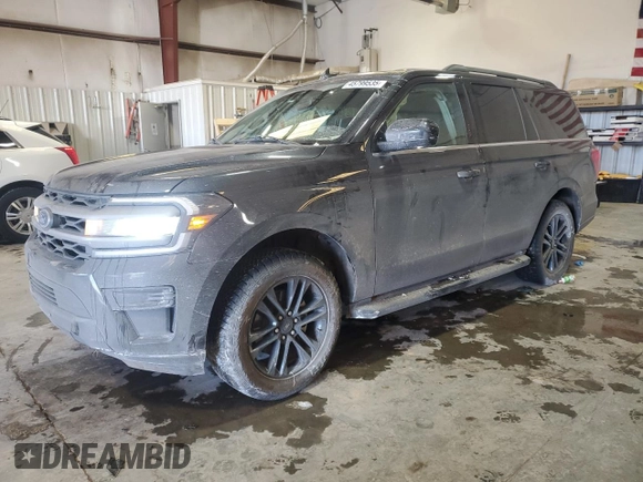 2024 Ford Expedition XLT with VIN 1FMJU1J83REA23805, listed as a Copart auction lot 45799535 with 24,251 mi miles and Salvage Title. Bid and sale history available at carsss.com. Image 1.