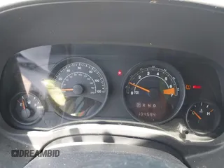 2016 Jeep Compass Sport с VIN 1C4NJCBA6GD666504, выставлен на аукционе IAAI как лот 42804566 с пробегом 104 594 миль миль и . История ставок и продаж доступна на DreamBid. Изображение 7.