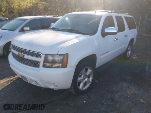 2007 Chevrolet Suburban LT with VIN 3GNFC160X7G298486, listed as a IAAI auction lot 41494944 with 348,108 mi miles and . Bid and sale history available at DreamBid. Image 2.