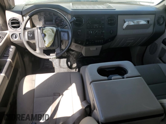 2008 Ford F-250 XL with VIN 1FTSW21R98EC61190, listed as a Copart auction lot 51826535 with 137,217 mi miles and Salvage title. Bid and sale history available at DreamBid. Image 8.