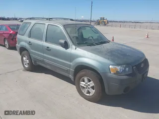 2007 Ford Escape XLS with VIN 1FMYU92Z77KB08603, listed as a IAAI auction lot 41858410 with 144,830 mi miles. Bid and sale history available at carsss.com. Image 1.