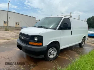 2017 Chevrolet Express Cargo with VIN 1GCWGAFFXH1119347, listed as a Copart auction lot 65611505 with 261,808 mi miles and Clean title. Bid and sale history available at DreamBid. Image 2.