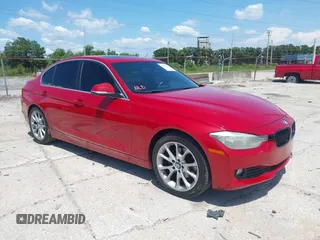 2015 BMW 3 Series 320i с VIN WBA3B1C56FK140181, выставлен на аукционе IAAI как лот 42591980 с пробегом 103 731 миль миль и . История ставок и продаж доступна на DreamBid. Изображение 1.
