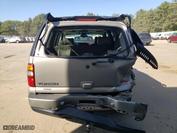 2002 GMC Yukon Denali with VIN 1GKEK63U72J274220, listed as a Copart auction lot 71891634 with 140,885 mi miles and Salvage Title. Bid and sale history available at carsss.com. Image 6.