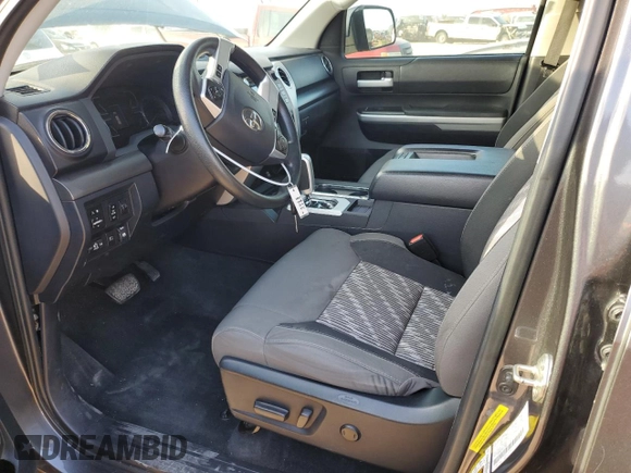 2018 Toyota Tundra 2WD SR5 with VIN 5TFEM5F19JX128043, listed as a Copart auction lot 44219785 with 82,832 mi miles and Salvage Title. Bid and sale history available at carsss.com. Image 7.