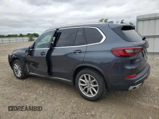 2021 BMW X5 xDrive40i with VIN 5UXCR6C01M9E49207, listed as a Copart auction lot 63399795 with 50,818 mi miles and Salvage title. Bid and sale history available at DreamBid. Image 2.