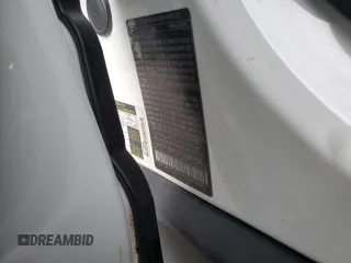 2018 Land Rover Range Rover Velar R-Dynamic SE with VIN SALYL2RN1JA714695, listed as a Copart auction lot 54898435 with 79,917 mi miles and Clean Title. Bid and sale history available at carsss.com. Image 13.