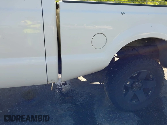 2004 Ford F-250 XL with VIN 1FTNX21L14EB12448, listed as a IAAI auction lot 42280654 with 231,008 mi miles and . Bid and sale history available at DreamBid. Image 6.