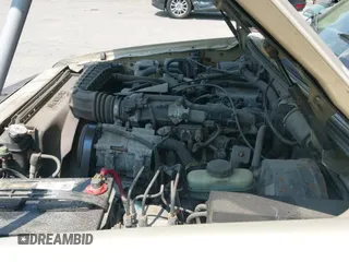 2000 Ford Explorer XLS with VIN 1FMZU72XXYZB77561, listed as a IAAI auction lot 42745623 with 193,118 mi miles and . Bid and sale history available at DreamBid. Image 12.