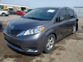 2015 Toyota Sienna LE AAS with VIN 5TDKK3DC5FS575077, listed as a IAAI auction lot 41941483 with 134,265 mi miles. Bid and sale history available at carsss.com. Image 18.