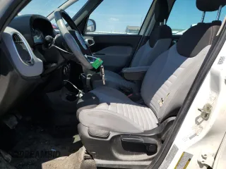 2014 FIAT 500L Easy z VIN ZFBCFABH5EZ019380, wystawiony jako Copart lot #62758775 z przebiegiem 154 298 mil mil oraz Szkoda całkowita • Salvage title. Historia ofert i sprzedaży dostępna na DreamBid. Obrazek 7.