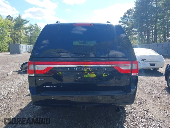 2017 Lincoln Navigator Reserve with VIN 5LMJJ2LT5HEL08002, listed as a IAAI auction lot 42199287 with 102,883 mi miles and . Bid and sale history available at DreamBid. Image 16.