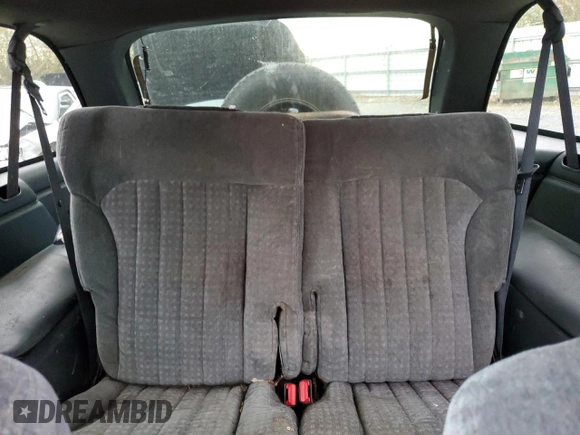 2000 Chevrolet Blazer LS с VIN 1GNCT18W5YK210040, выставлен на аукционе Copart как лот 73253404 с пробегом Не указан миль и Чистый • Clean title. История ставок и продаж доступна на DreamBid. Изображение 10.