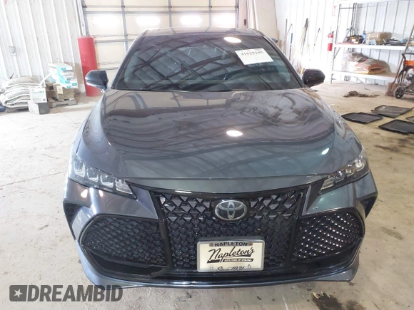 2019 Toyota Avalon XLE with VIN 4T1BZ1FBXKU008160, listed as a IAAI auction lot 41629105 with 116,624 mi miles. Bid and sale history available at carsss.com. Image 13.