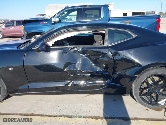 2019 Chevrolet Camaro 1LT with VIN 1G1FB1RS5K0132570, listed as a IAAI auction lot 41337048 with 67,183 mi miles. Bid and sale history available at carsss.com. Image 13.