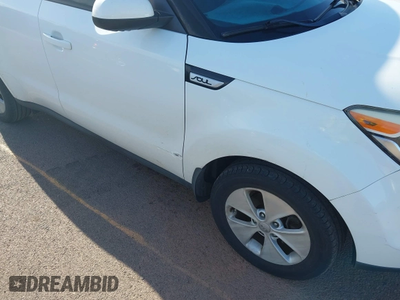 2016 Kia Soul z VIN KNDJN2A29G7324874, wystawiony jako IAAI lot #41835148 z przebiegiem 126 456 mil mil oraz . Historia ofert i sprzedaży dostępna na DreamBid. Obrazek 6.