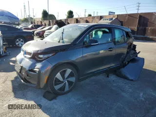 2020 BMW i3 z VIN WBY8P4C01L7G72860, wystawiony jako Copart lot #70671044 z przebiegiem Nie podano mil oraz Szkoda całkowita • Salvage title. Historia ofert i sprzedaży dostępna na DreamBid. Obrazek 1.