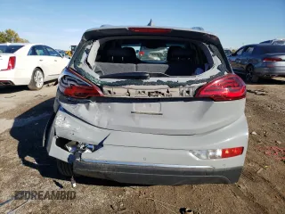 2020 Chevrolet Bolt EV 2LT z VIN 1G1FX6S08L4108247, wystawiony jako Copart lot #76088104 z przebiegiem 80 840 mil mil oraz Szkoda całkowita • Salvage title. Historia ofert i sprzedaży dostępna na DreamBid. Obrazek 6.