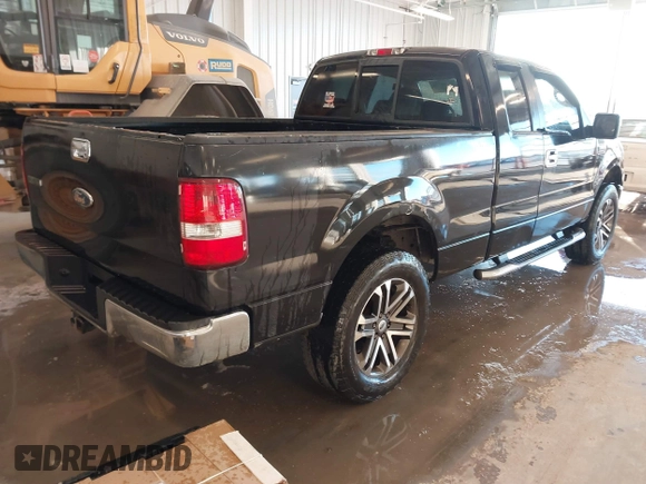2006 Ford F-150 XLT with VIN 1FTPX14V16FB75966, listed as a IAAI auction lot 41390775 with 217,330 mi miles. Bid and sale history available at carsss.com. Image 4.