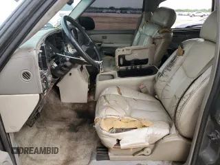 2002 Chevrolet Tahoe LS with VIN 1GNEC13Z52R230281, listed as a Copart auction lot 53447985 with 309,170 mi miles and Salvage title. Bid and sale history available at DreamBid. Image 7.