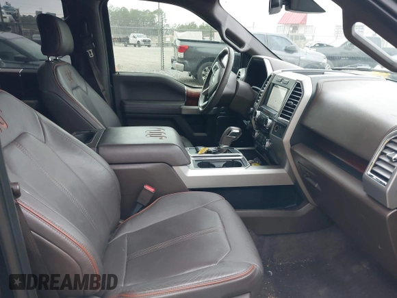 2016 Ford F-150 XLT with VIN 1FTEW1EG1GFC00604, listed as a IAAI auction lot 41519752 with 120,834 mi miles. Bid and sale history available at carsss.com. Image 5.