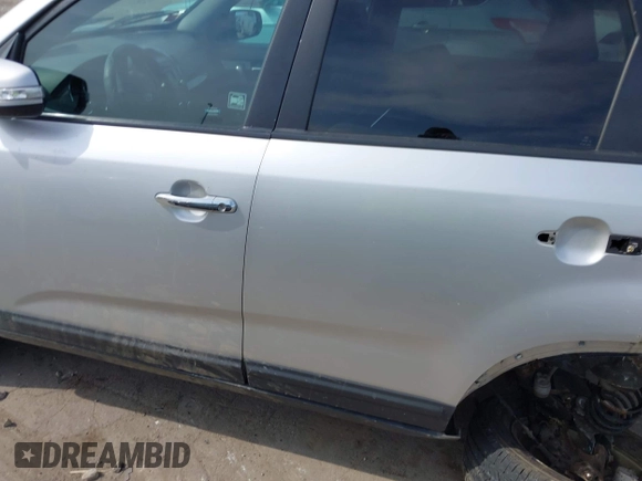 2011 Kia Sorento LX with VIN 5XYKT3A13BG144387, listed as a IAAI auction lot 42061865 with 67,457 mi miles. Bid and sale history available at carsss.com. Image 14.