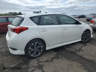 2018 Toyota Corolla iM with VIN JTNKARJE8JJ558660, listed as a Copart auction lot 68257534 with 68,436 mi miles and Salvage Title. Bid and sale history available at carsss.com. Image 3.