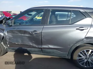 2021 Nissan Kicks SV with VIN 3N1CP5CV2ML477506, listed as a IAAI auction lot 41736063 with 68,872 mi miles. Bid and sale history available at carsss.com. Image 15.