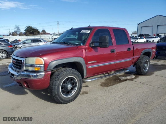 2004 GMC Sierra 2500 Crew Cab SLE with VIN 1GTGK23U64F211175, listed as a Copart auction lot 44129955 with 197,775 mi miles and Salvage Title. Bid and sale history available at carsss.com. Image 1.
