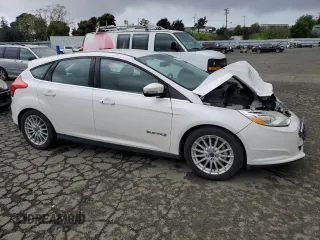2014 Ford Focus Electric with VIN 1FADP3R48EL341890, listed as a Copart auction lot 51531905 with 76,393 mi miles and Salvage title. Bid and sale history available at DreamBid. Image 4.