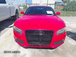 2012 Audi A5 Premium Plus z VIN WAULFAFR7CA027425, wystawiony jako IAAI lot #42270842 z przebiegiem 155 545 mil mil oraz . Historia ofert i sprzedaży dostępna na DreamBid. Obrazek 6.