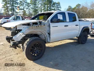 2023 Chevrolet Colorado 4WD Trail Boss with VIN 1GCPTEEK4P1229539, listed as a IAAI auction lot 41251782 with 45,027 mi miles. Bid and sale history available at carsss.com. Image 18.