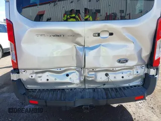2019 Ford Transit XL with VIN 1FMZK1ZM8KKA06967, listed as a IAAI auction lot 41805833 with 32,225 mi miles. Bid and sale history available at carsss.com. Image 6.