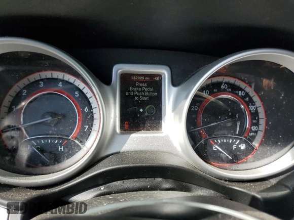 2018 Dodge Journey SE with VIN 3C4PDCAB6JT241926, listed as a Copart auction lot 49125435 with 132,325 mi miles and Salvage Title. Bid and sale history available at carsss.com. Image 9.